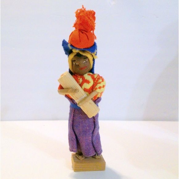 Vintage Hand Made Guatemalan Souvenir Doll - Picture 1 of 5